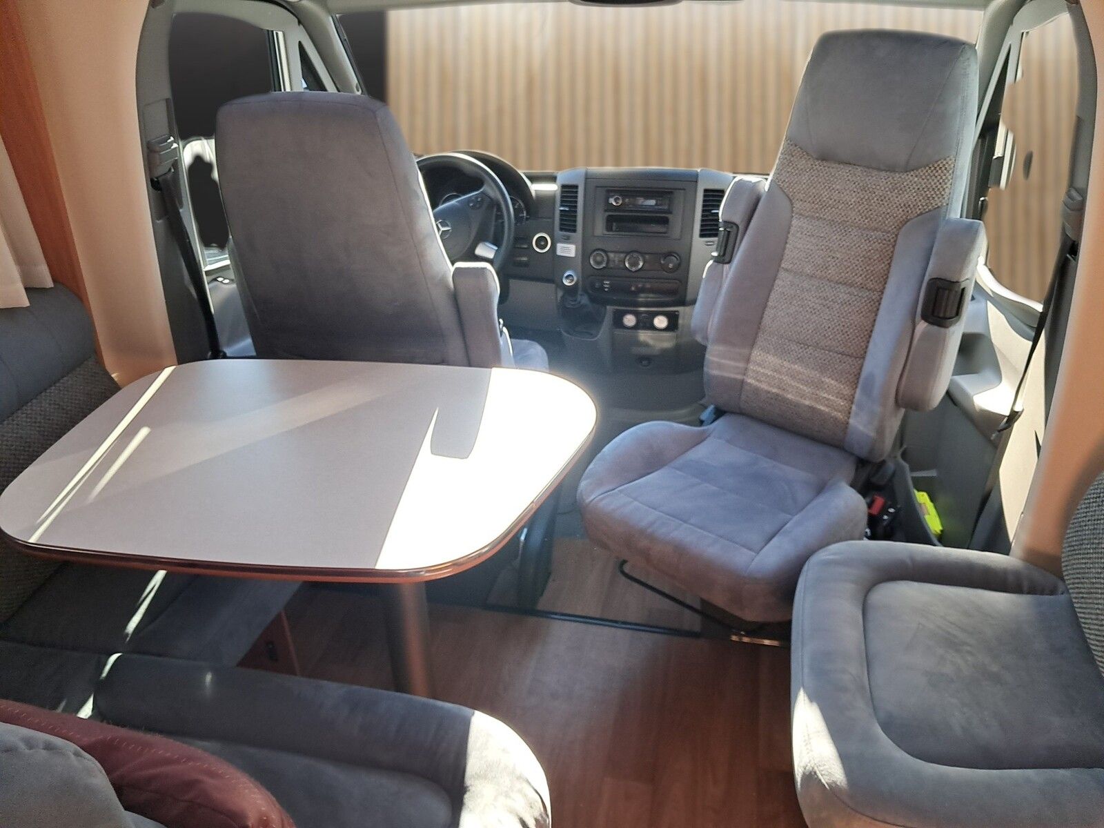 Fahrzeugabbildung HYMER / ERIBA / HYMERCAR ML-T 620 Markise,Luftfederung