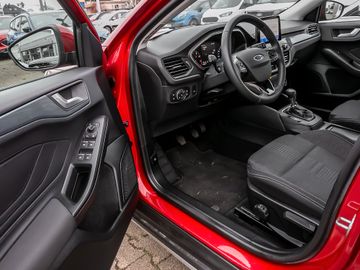 Ford Focus Turnier 1.0 Active Fahrerassistenz-Paket