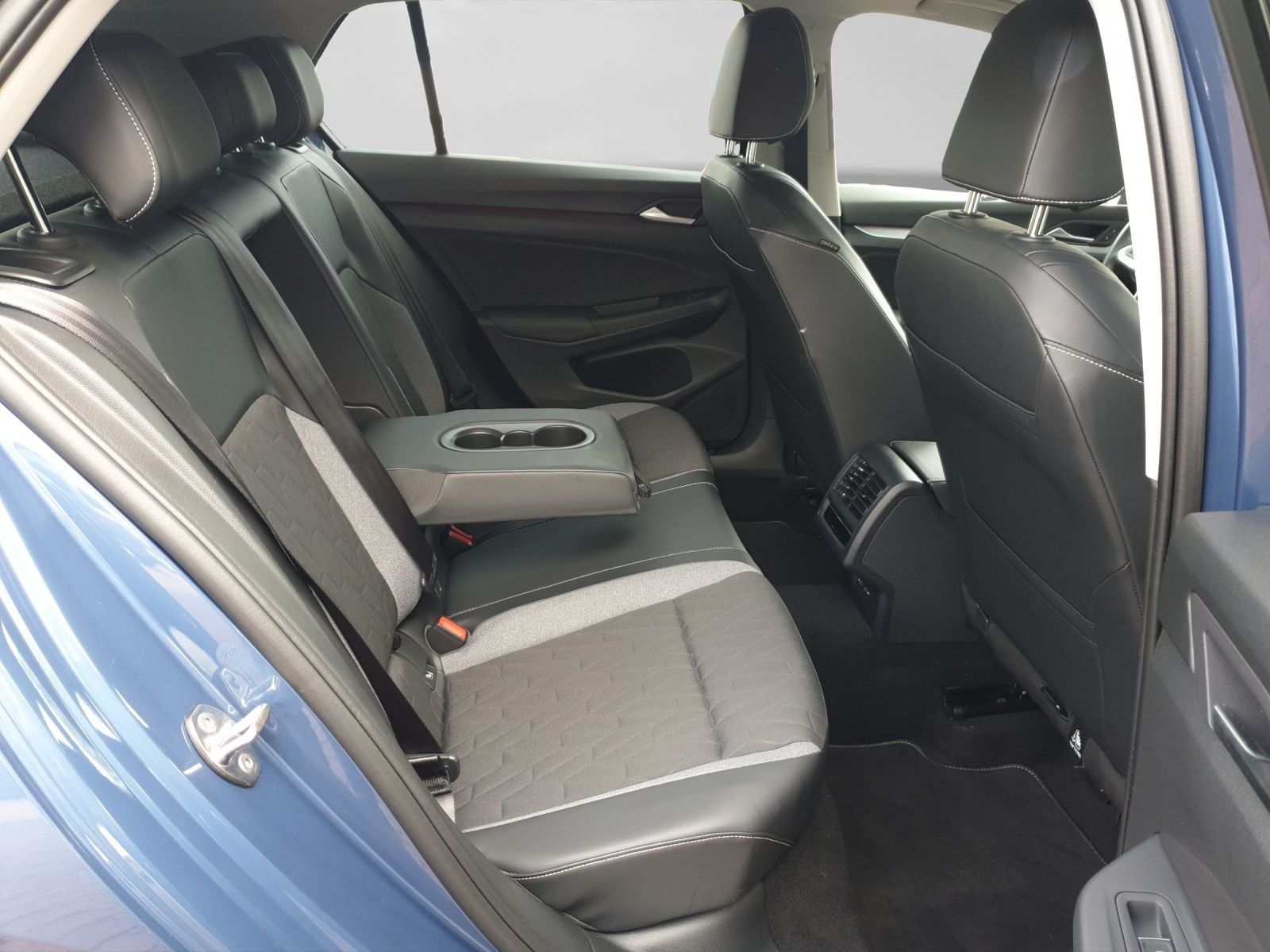 Volkswagen Golf - Bild 7