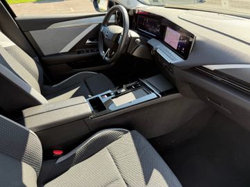 Opel Astra L Sports Tourer Busi Edit.+AHK+LED+LkHz+Sh