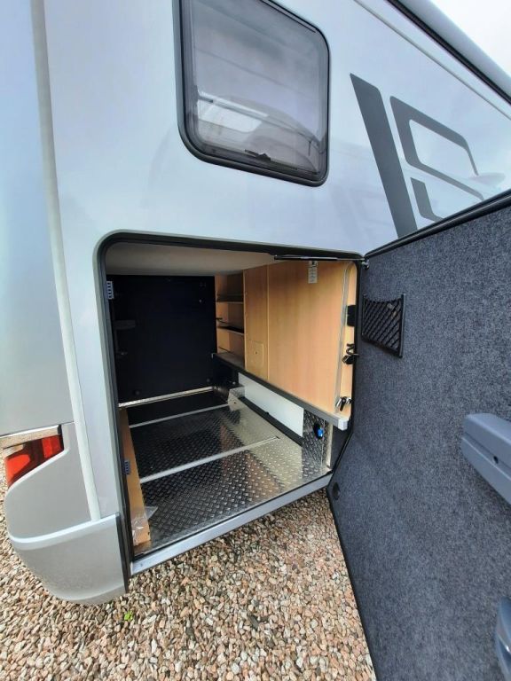 Fahrzeugabbildung HYMER / ERIBA / HYMERCAR B-Klasse ML T 780 BlackLine Verfüg./Autark/AHK/T