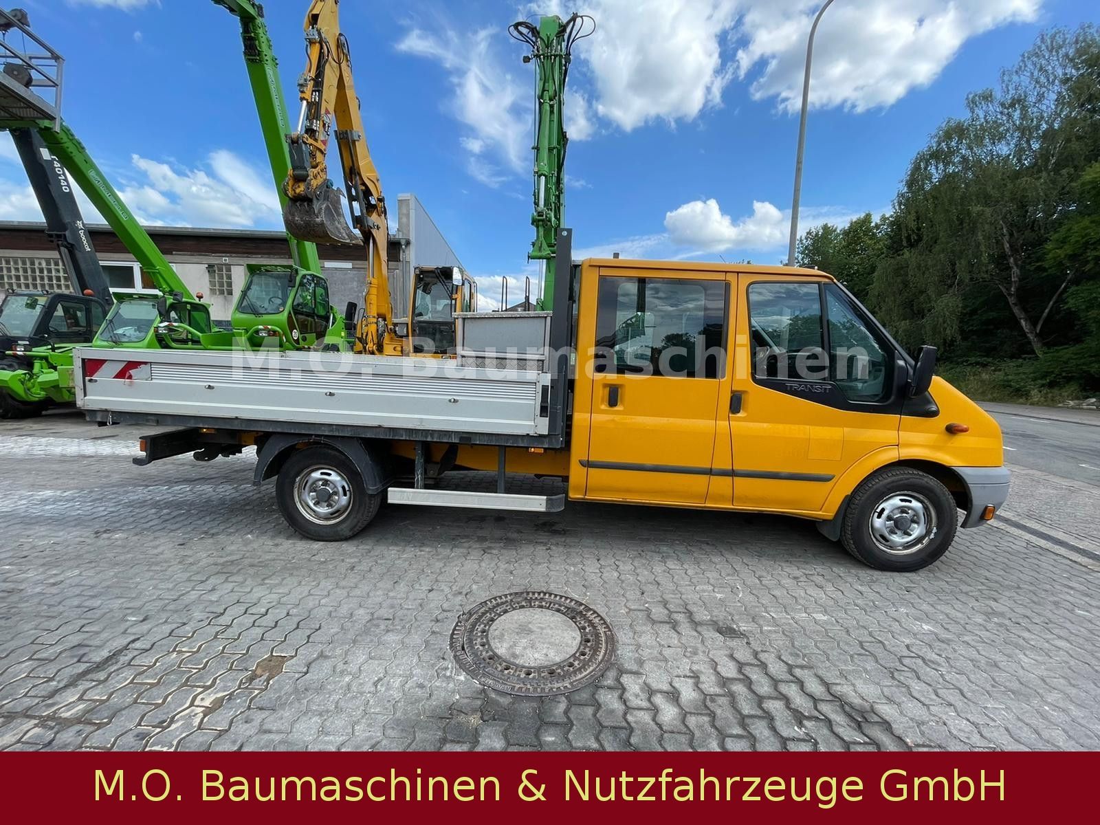 Fahrzeugabbildung Ford Transit Pritsche FT 350 EL /  DOKA / AC /