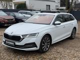 Skoda Octavia Combi 2.0 TDI/Pano/Memory/ACC/HeadUp/AHK - Skoda Gebrauchtwagen in Berlin