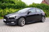Ford Focus ST 2,0 EcoBoost LED/Recaro/8-Fach bereif