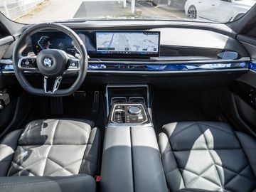 BMW 740 - 10
