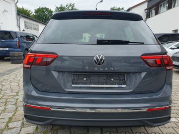 Volkswagen Tiguan - 4