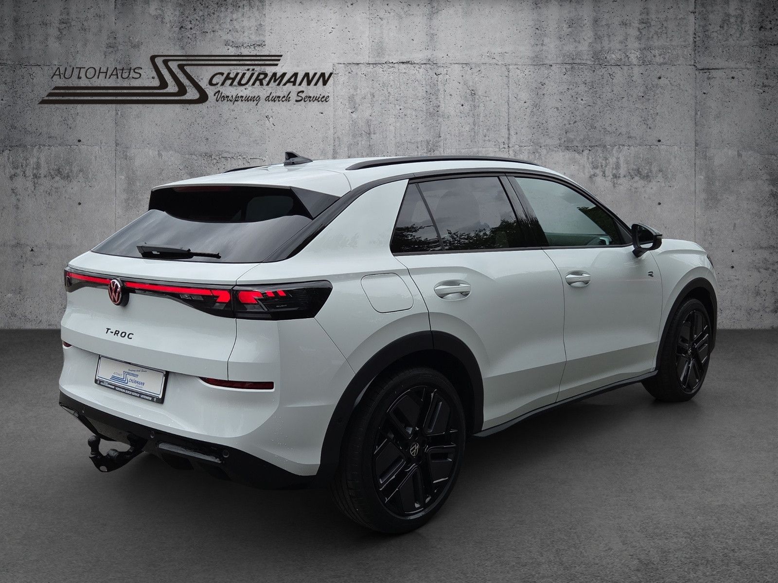 T-Roc R-Line 1.5 eTSI OPF DSG IQ.Light RFK AHK