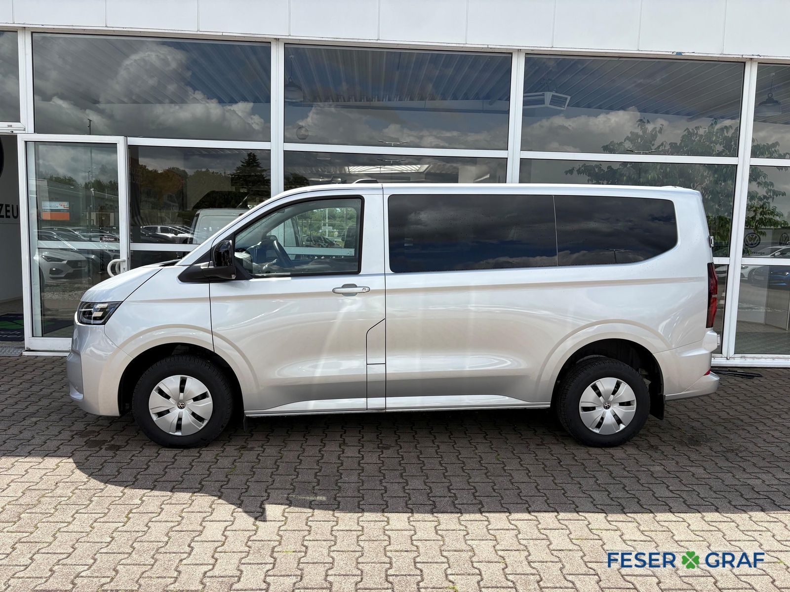Volkswagen T6 Caravelle - Bild 3