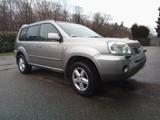 Nissan X Treil  . Verkaufe . - gebrauchte Nissan X-Trail aus dem Jahr 2005