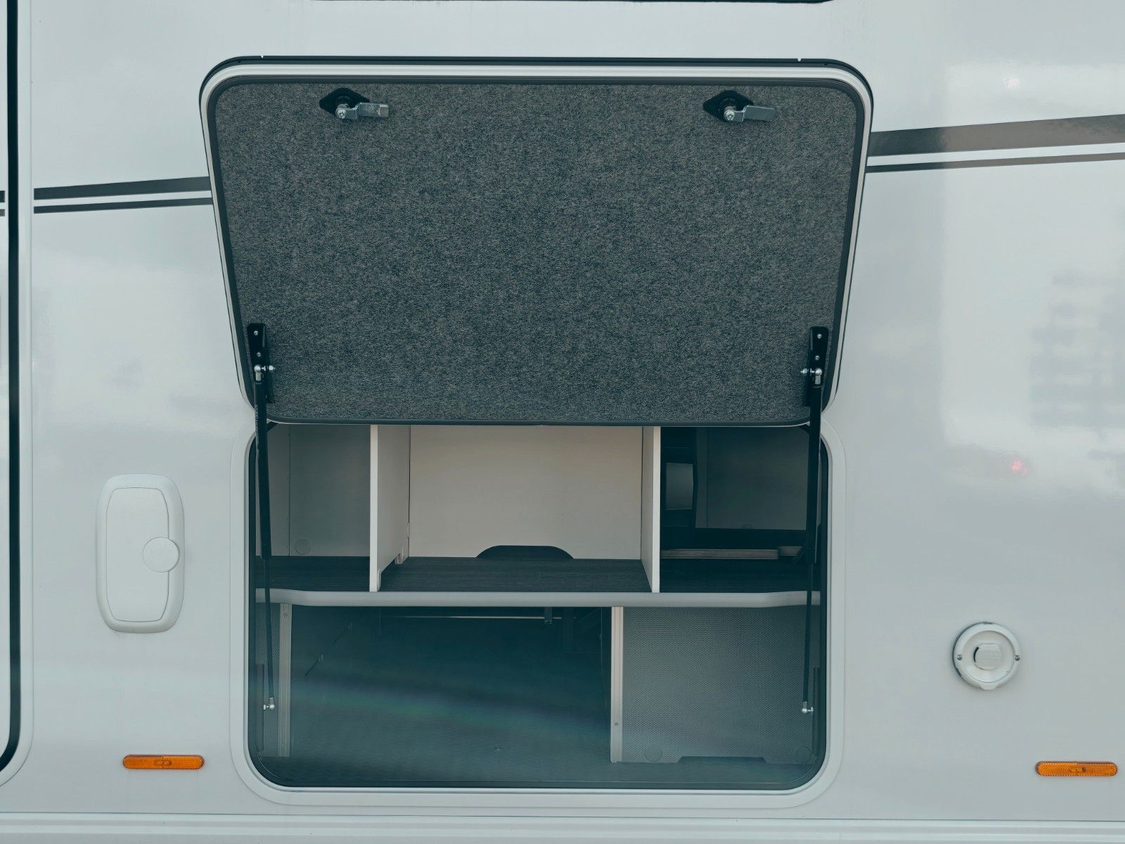 Fahrzeugabbildung Frankia TITAN I - 840 GD 5.5T - NEU! MODELL 2025 - SALE