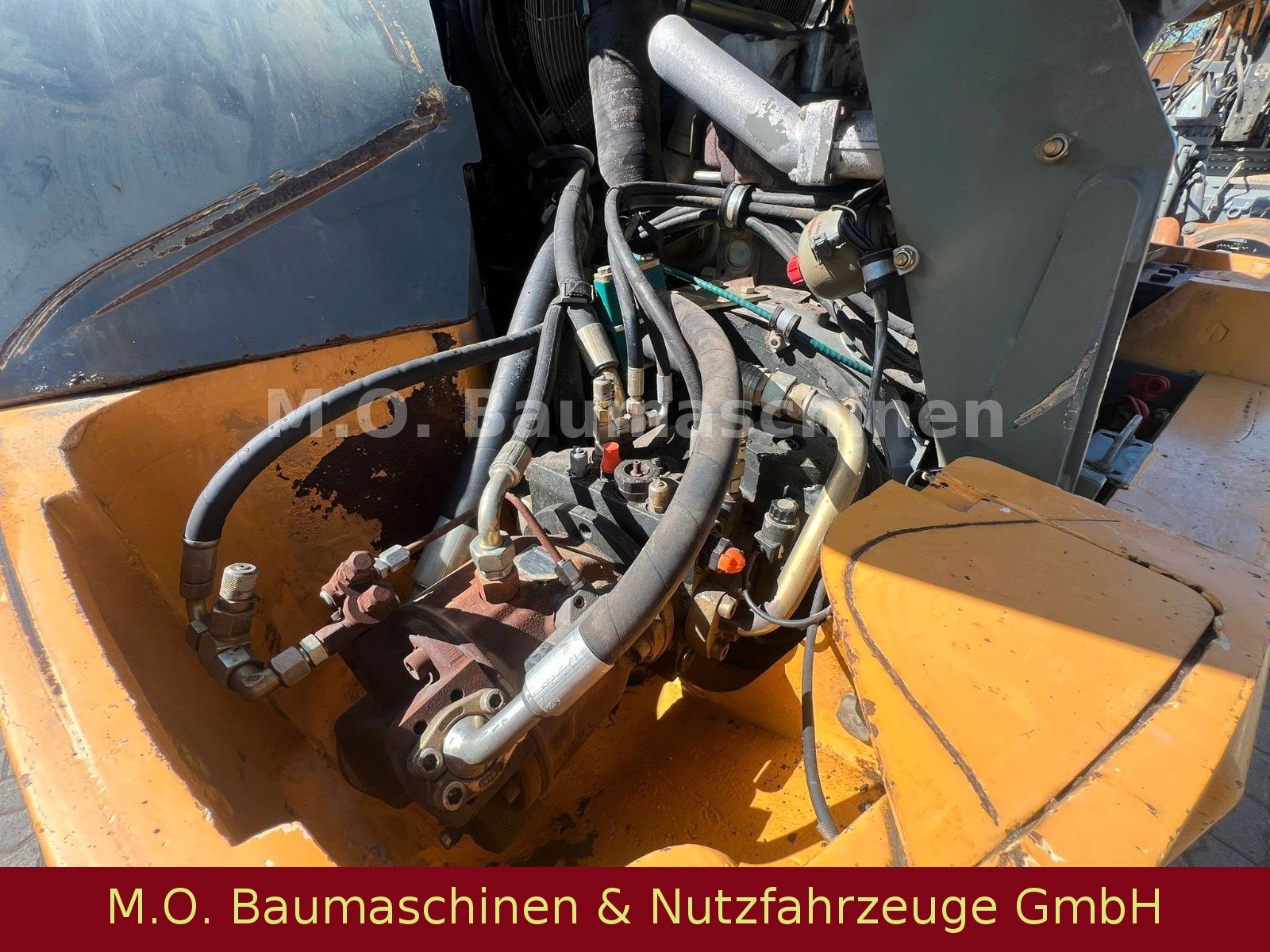 Fahrzeugabbildung Liebherr L538