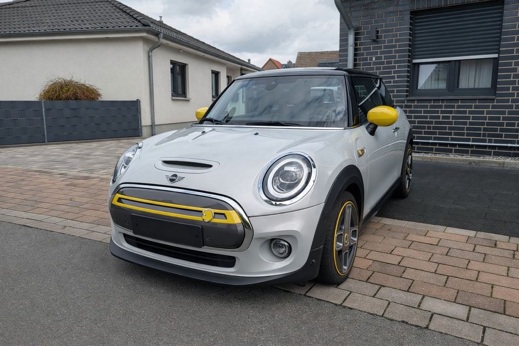 Image of MINI Cooper SE
