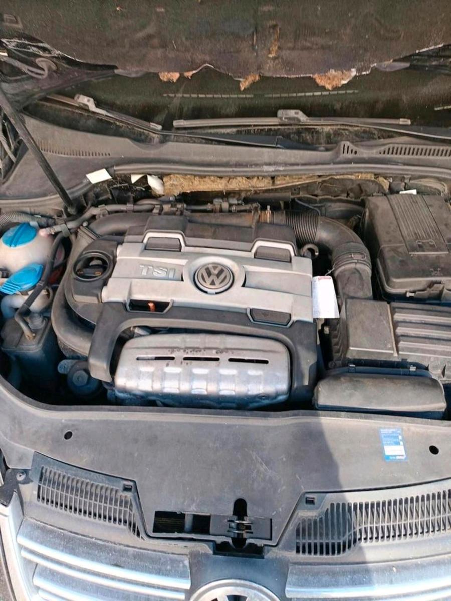 Volkswagen Golf 2008 — interior