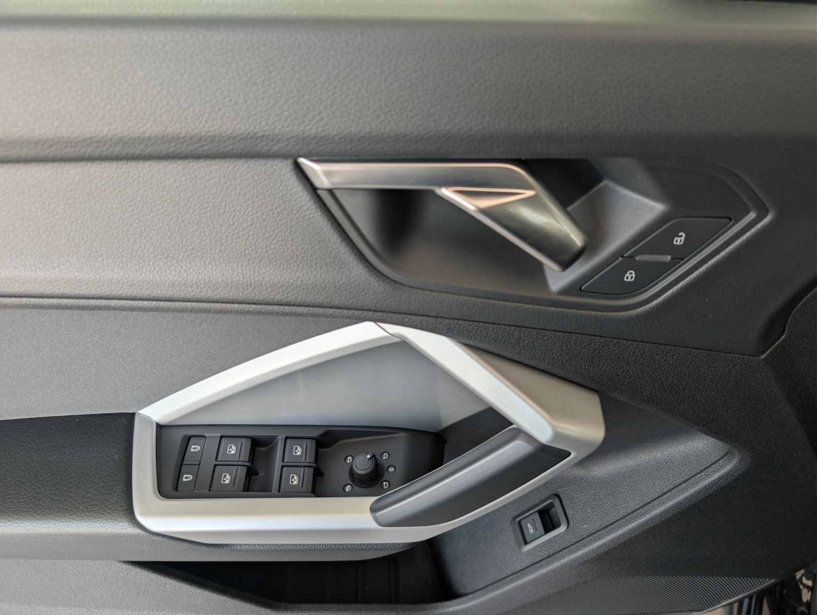 Audi Q3 Sportback Quattro 40 TDI AZV/NAVI/MATRIX foto 8