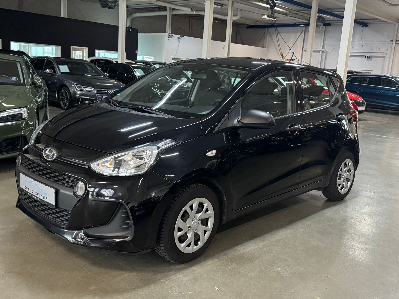 Fahrzeugabbildung Hyundai i10 CLASSIC FACELIFT MODELL TÜV BIS 03.2027