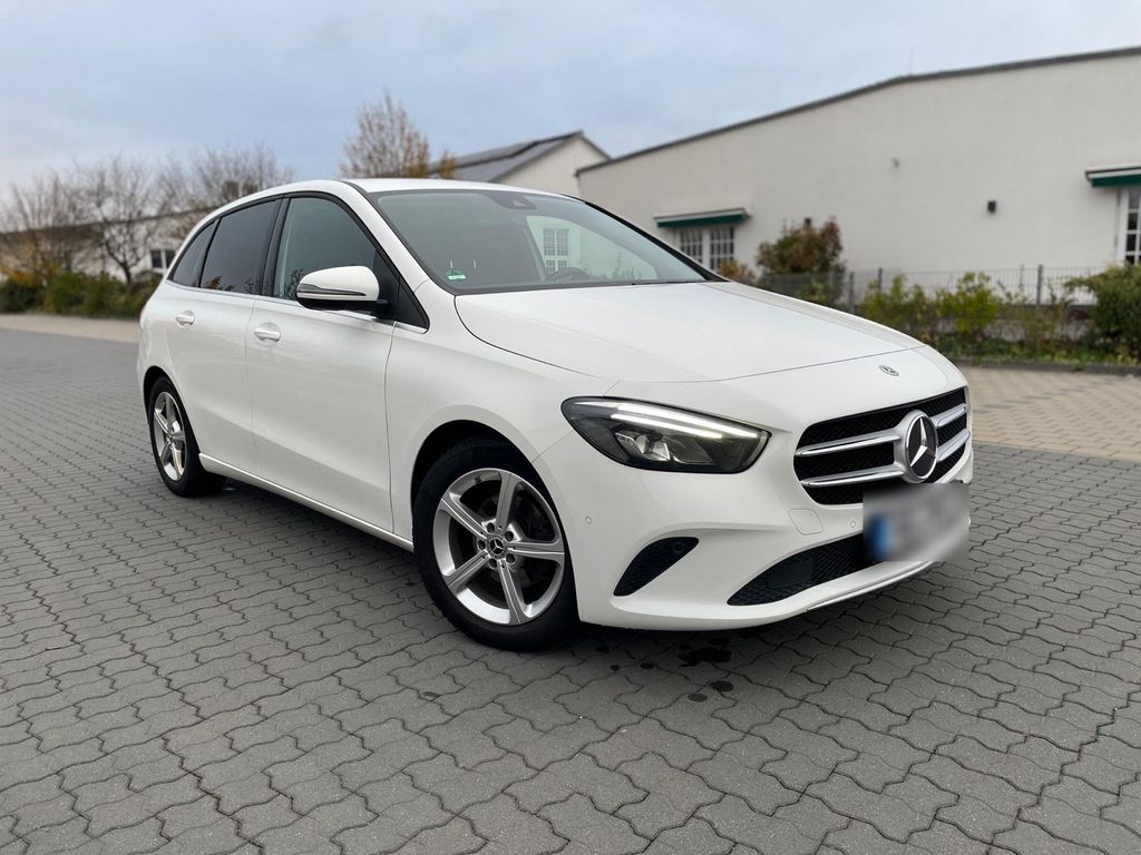 Image of Mercedes-Benz B 180