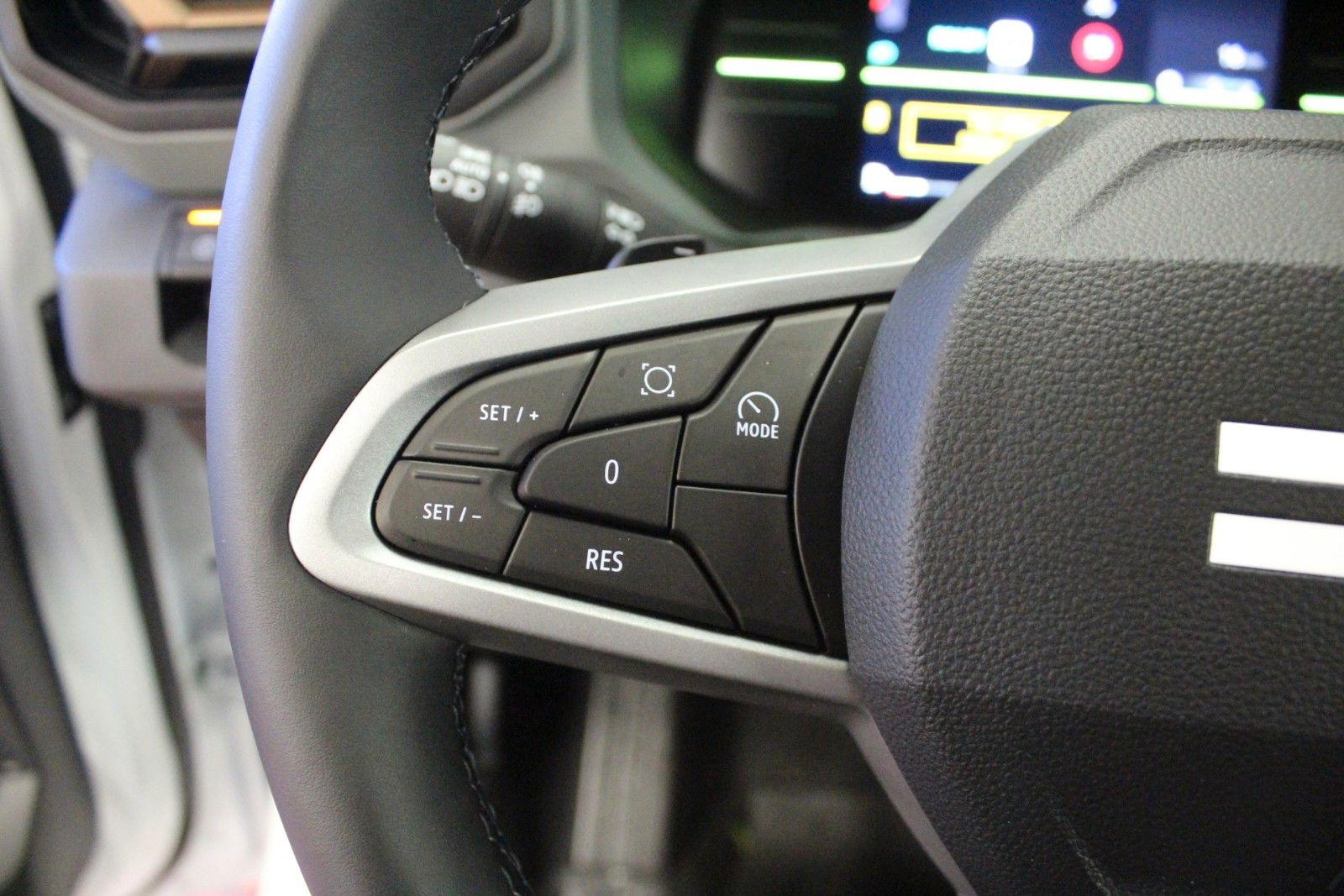 Fahrzeugabbildung Dacia Duster hybrid-G 150 4x4 Extreme  MY26