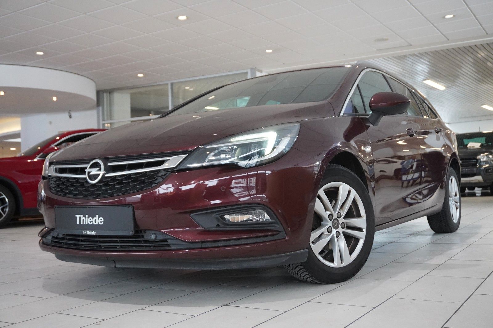 Fahrzeugabbildung Opel Astra K ST 1.4T DYNAMIC NAVI/LED/KAMERA/SPORT/SH