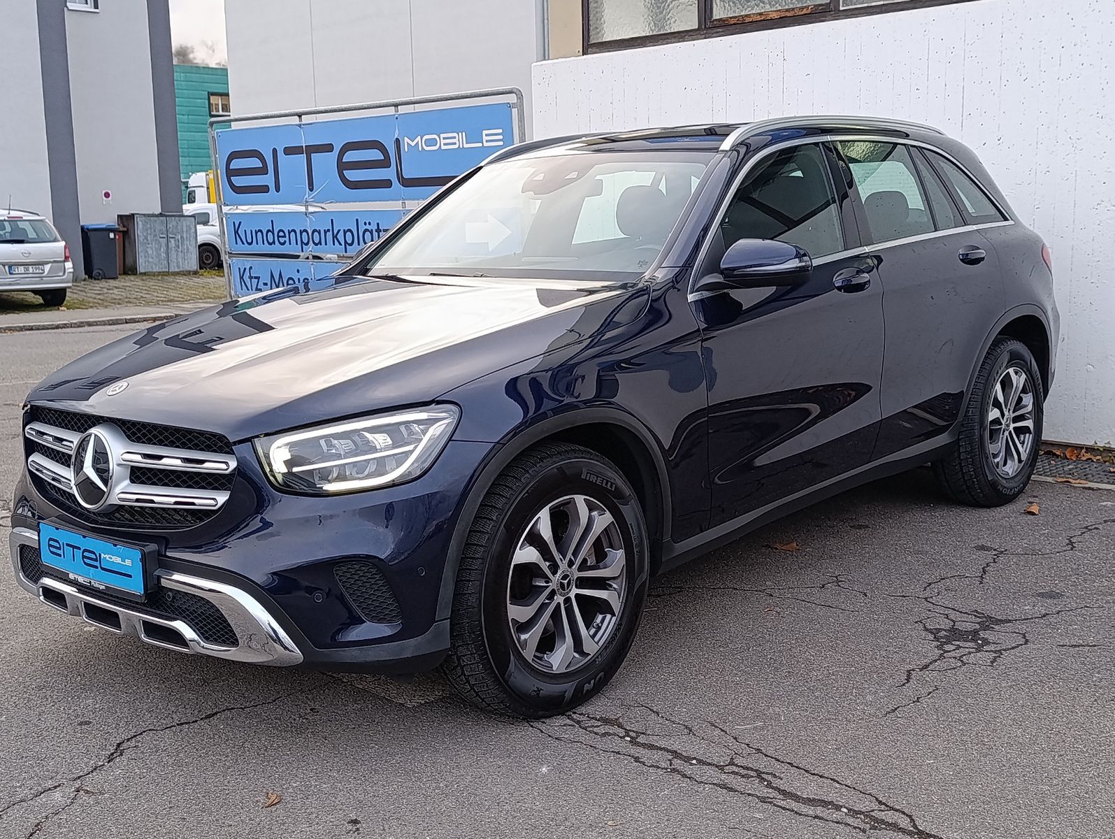 MERCEDES-BENZ GLC 200 d 4Matic Navi Rückfahrkamera LED