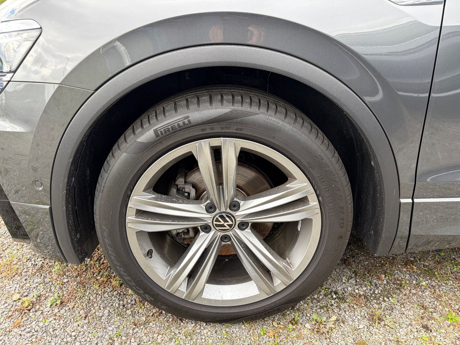 Volkswagen Tiguan Highline R-line foto 5