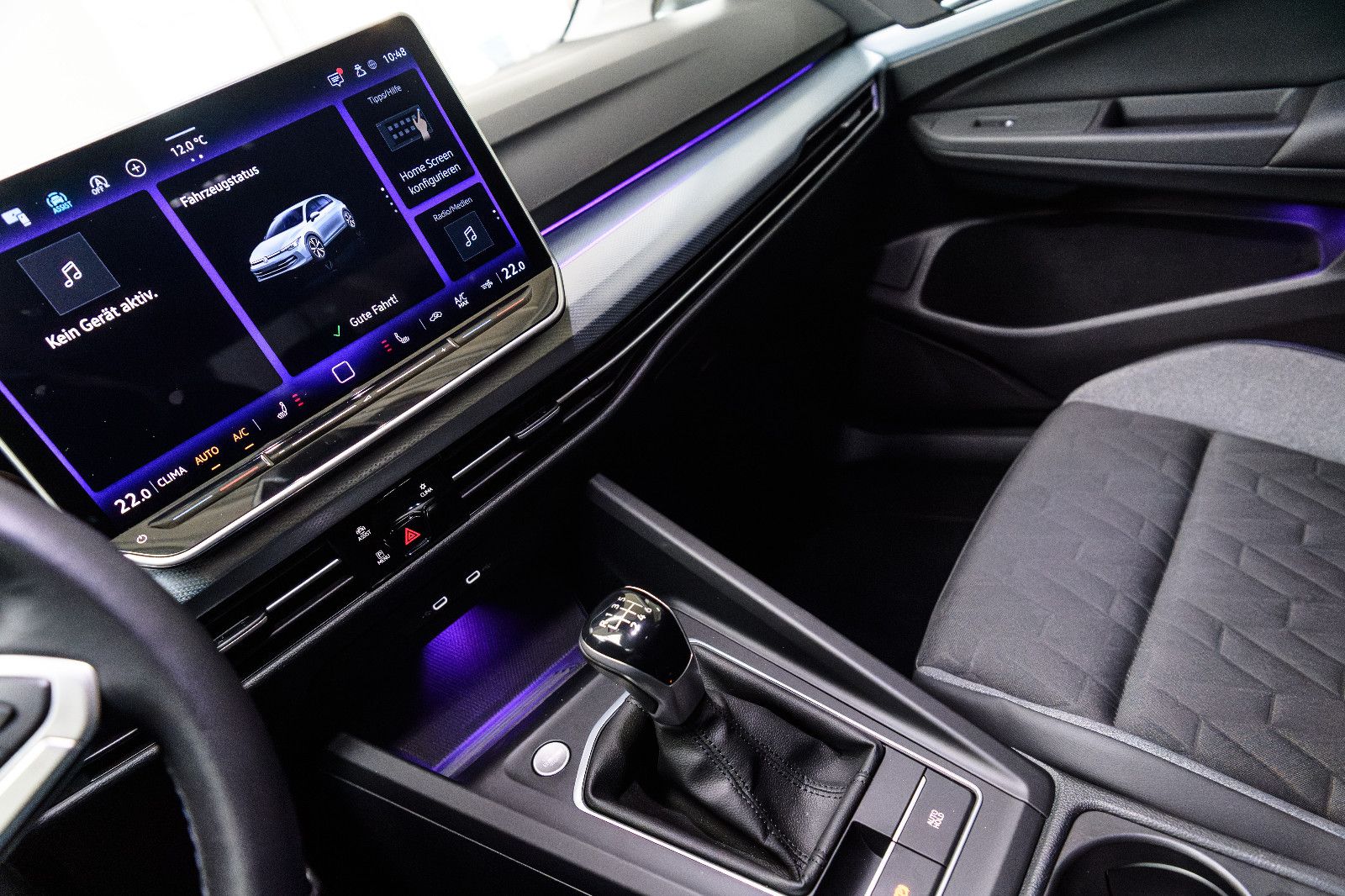 Fahrzeugabbildung Volkswagen Golf VIII Goal 1.5 TSI LED+APP+ACC+PDC+5 J.GAR.