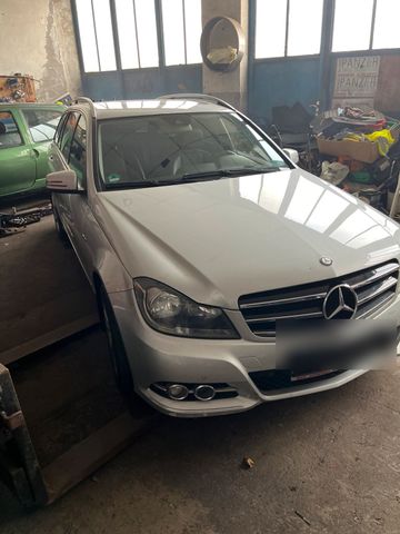 Mercedes-Benz Mercedes c200 204 k