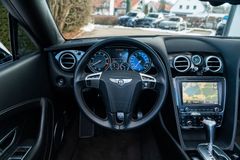 BENTLEY Continental GT 4.0 V8 S 4WD/ SPORT AGA/ MASSAGE BENTLEY Continental GT 4.0 V8 S 4WD/ SPORT AGA/ MASSAGE