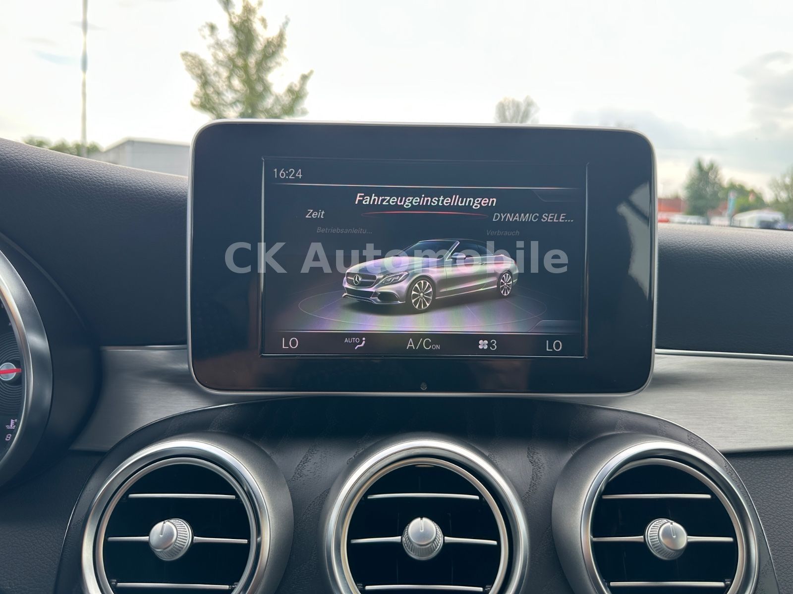 Fahrzeugabbildung Mercedes-Benz C200 Cabrio AMG-Line/Navi/ILS LED/Tempomat
