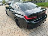 BMW 320i M SPORT - SERVICE-Paket, Head-Up, HiFi, PDC - BMW 320: M Paket 320i