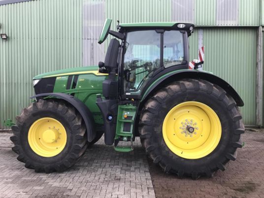 John Deere 6R 250