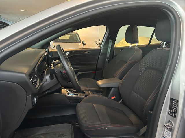 Fahrzeugabbildung Ford Focus Turnier ST-Line*Automatik*SYNC4*Scheckh.