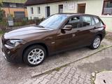 BMW X1 18 i sDrive - BMW X1 mit Benzin-Antrieb: Kombi