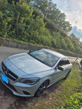Mercedes-Benz CLA 180 - Coupé Automatik - Mercedes-Benz CLA 180 Gebrauchtwagen in Berlin