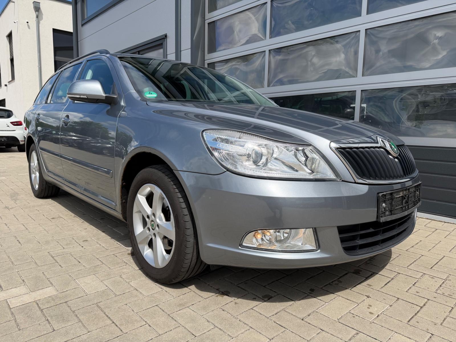 Skoda Octavia Combi 2.0 TDI AHK/Tempomat/PDC/TÜV Neu