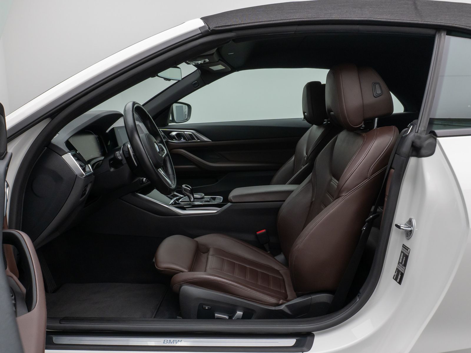 Fahrzeugabbildung BMW 420i Cabrio Kamera HiFi AHK Alarm DAB WLAN Leder