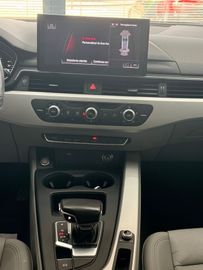 Audi A4 - 11