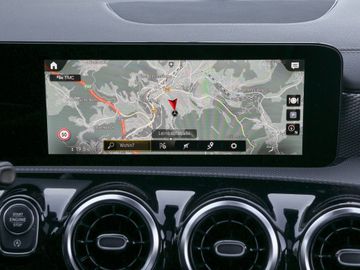 Mercedes CLA 200 Shooting Brake - 10