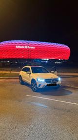 Mercedes-Benz GLC 300e GARANTIE+AMGLine+PANO+BUMESTER+360
