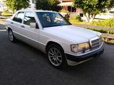 Mercedes-Benz Mercedes  190 E.  2.6 - Mercedes-Benz 190: 2.6