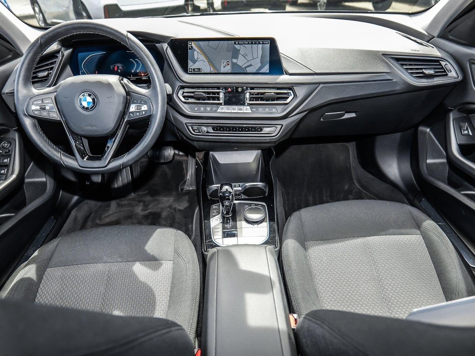 BMW 118i 5-Türer Advantage LC Prof. Navi RFK DAB