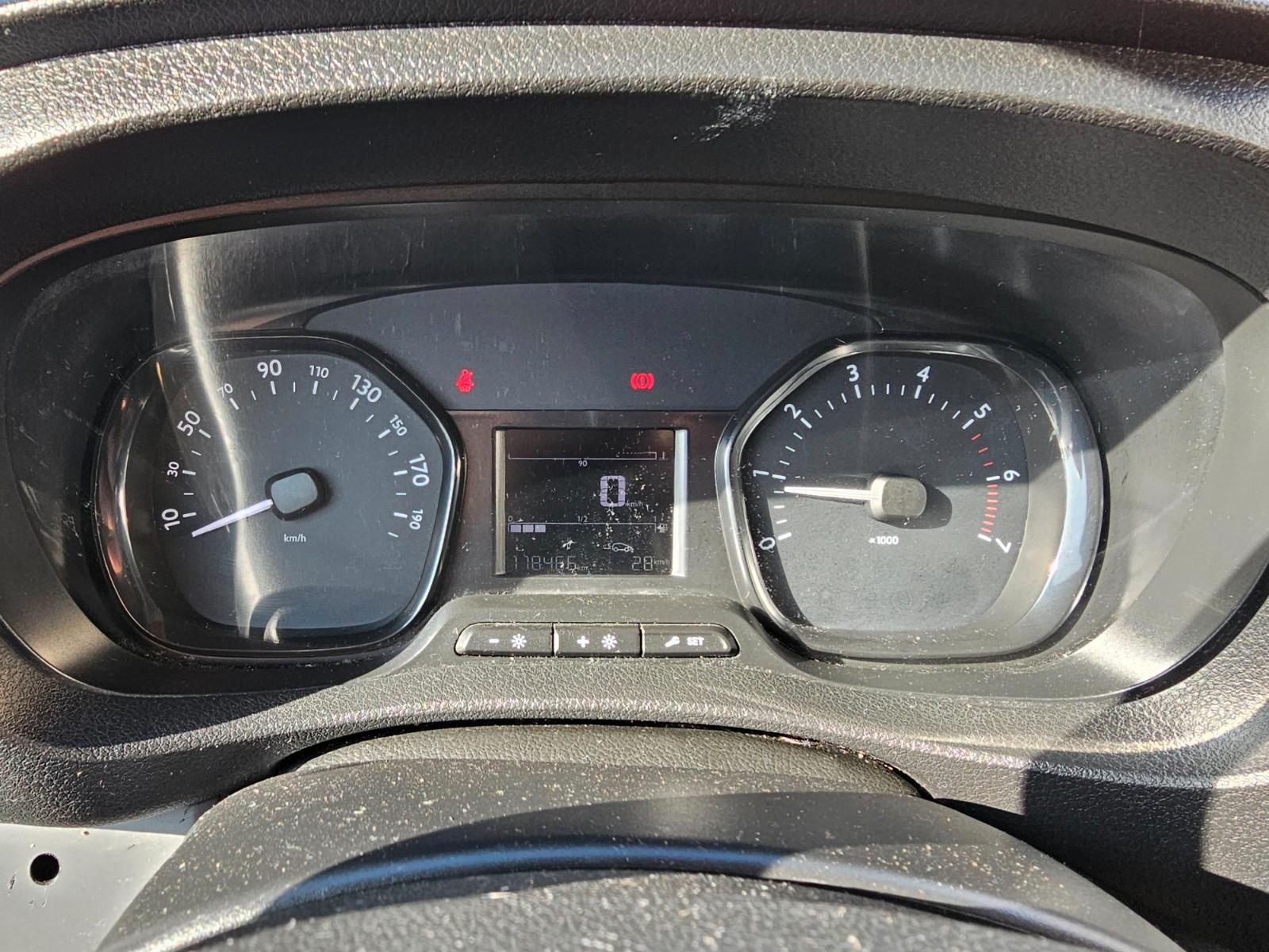 Peugeot Expert 2,0 Blue-HDI Kasten Pro L3 AHK
