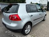 Volkswagen Golf V Lim. *KLIIMA*TÜV NEU*5 Türig* - Volkswagen Golf aus 2004: Golf5
