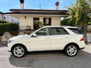Mercedes ML 250 - 3