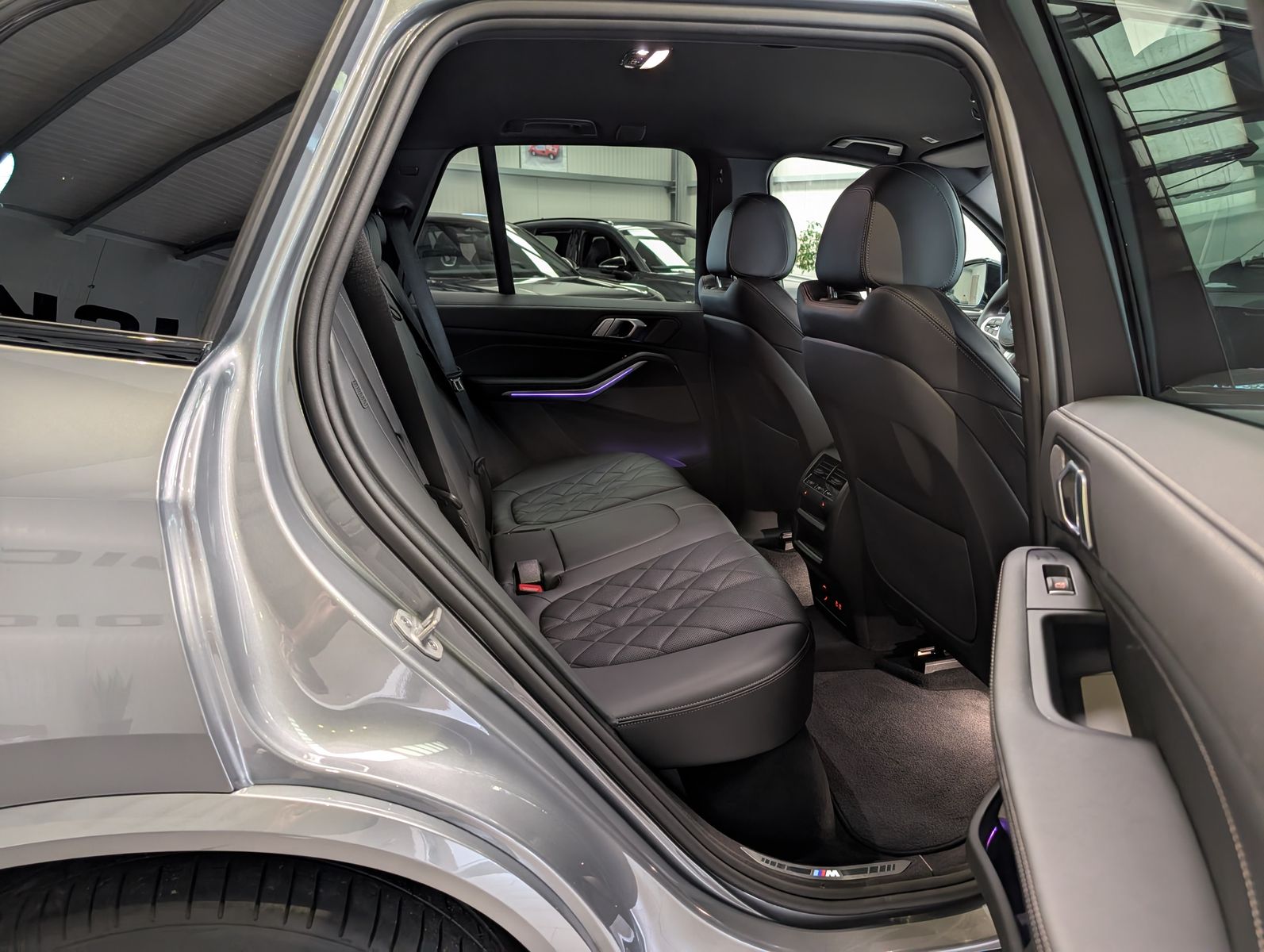 Fahrzeugabbildung BMW X5 30d xDrive M-Sport Innovati AHK H&K UPE:105T€