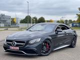 Mercedes-Benz S 63 AMG S -Klasse Coupe Designo 4Matic VOLL - blaue Mercedes-Benz S 63 AMG