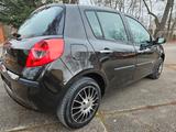 Renault Clio III Extreme-2 Hand-sehr gepflegt - Renault Clio Extreme mit Benzin-Antrieb