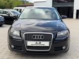 Audi A3 1.9 TDI Attraction Klima/1.Hand/Scheckheft!!! - Audi A3 aus 2006 mit Diesel-Antrieb