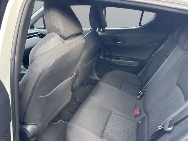 C-HR Hybrid Team D Navi LED Apple CarPlay Androi