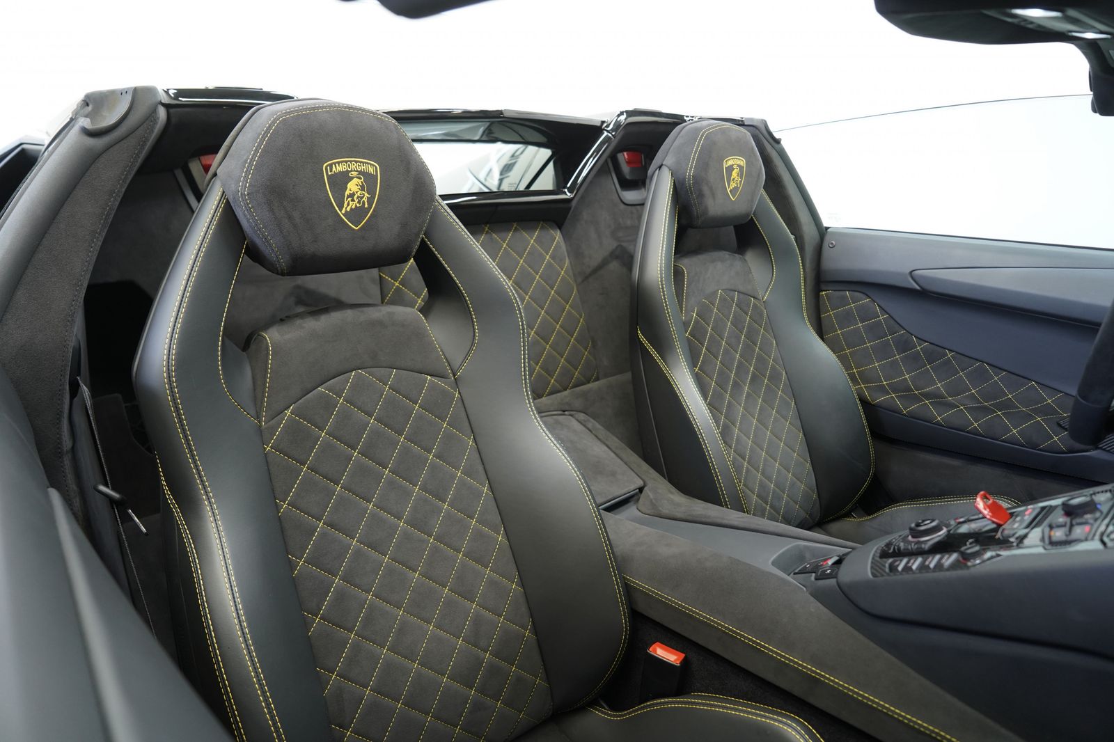 Lamborghini Aventador