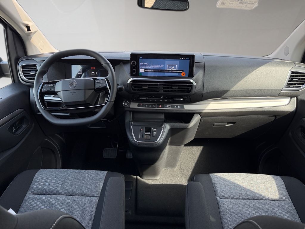 Fahrzeugabbildung Citroën Spacetourer M Diesel 180 Autm. Plus